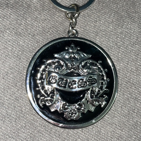 NWT.  Guess Key ring holder with clip. - Picture 4 of 4